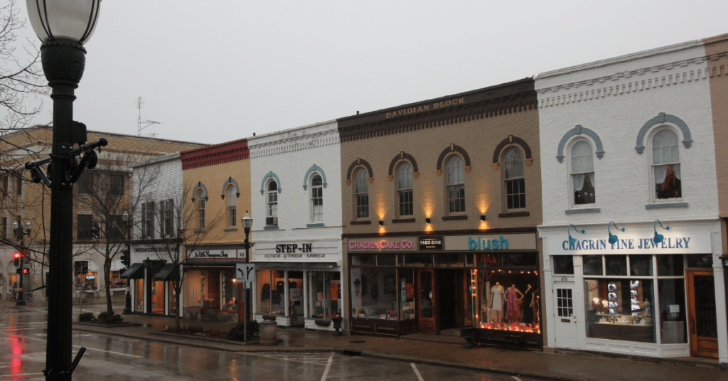 Best Small Towns in Ohio - Chagrin Falls