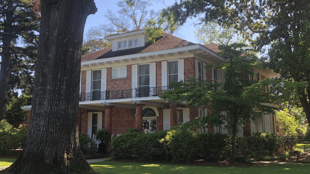 Things to Do in Natchitoches Louisiana - Steel Magnolias House